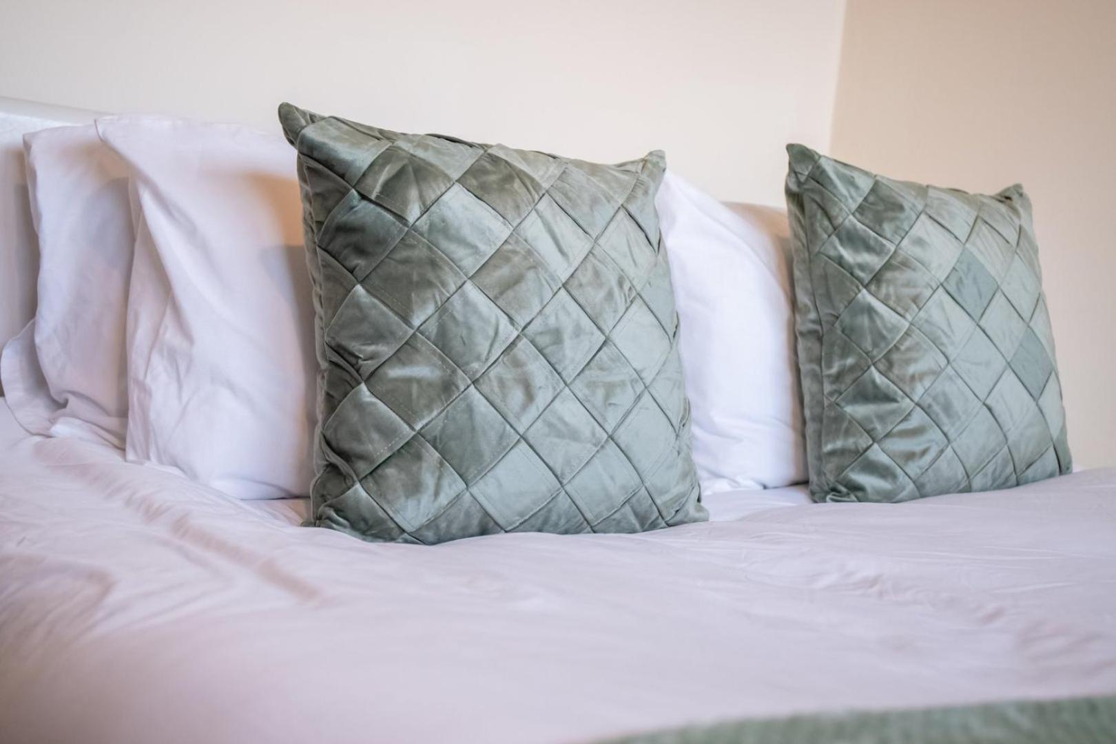 Leeds Vibrant 2 Bedroom Sleeps 4 Apartamento *