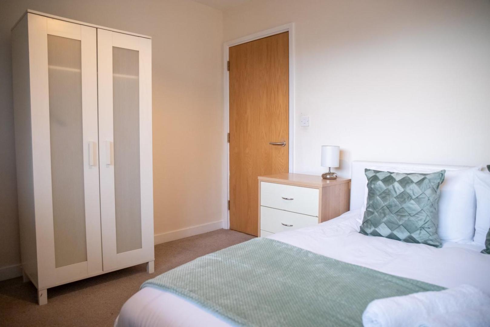 Apartamento Leeds Vibrant 2 Bedroom Sleeps 4